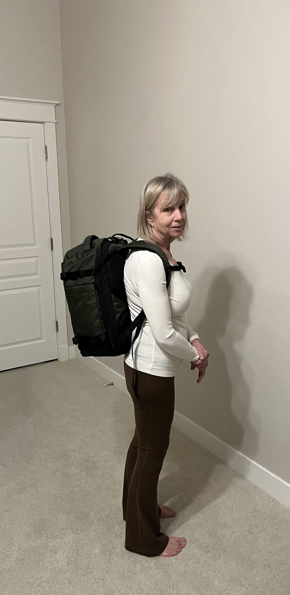 tomtoc Travel Backpack 40L, TSA Carry On Bag Flight Approved, PFAS Free | Carry on Luggage Backpack for Men Women, Water-resistant Business Airplane Rucksack for Travel Essentials Fit 17.3 Inch Laptop customer photo 1