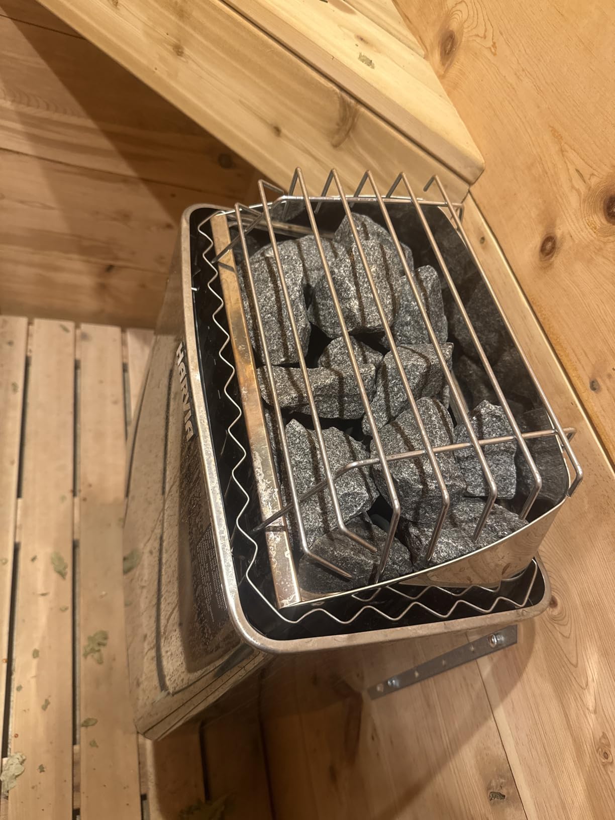 Harvia KIP80B, KIP Series, 8kW Sauna Heater, Built-in Controls (Sauna Stones Included) customer photo 1