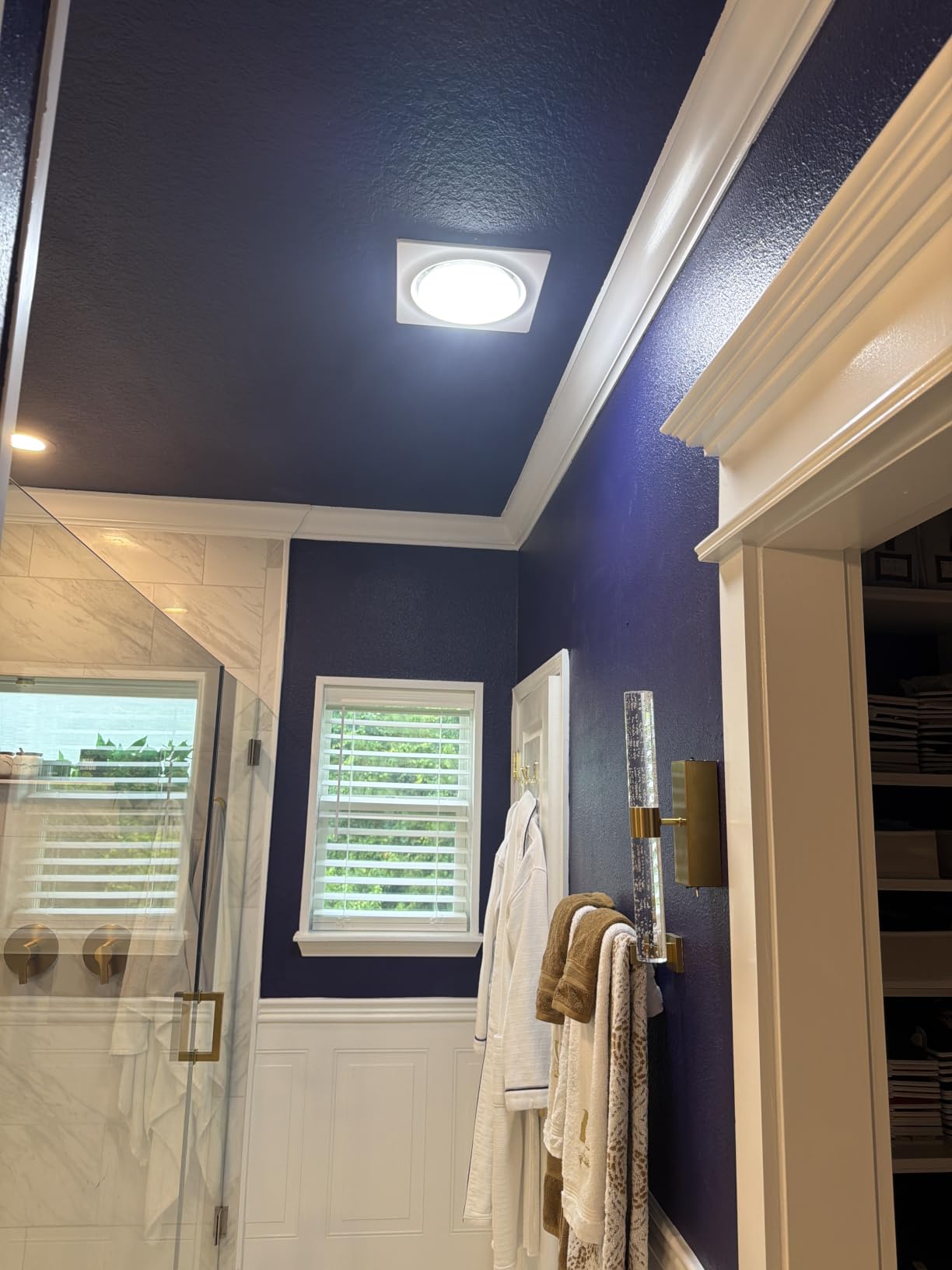 VIVOHOME Bathroom Exhaust Fan with Light & Humidity Sensor (160-110-50CFM) | Autoflow, 2700K/4000K/5700K & EC Motor, Retrofit Ceiling Mount Bath Fan, No Attic Access Needed customer photo 2