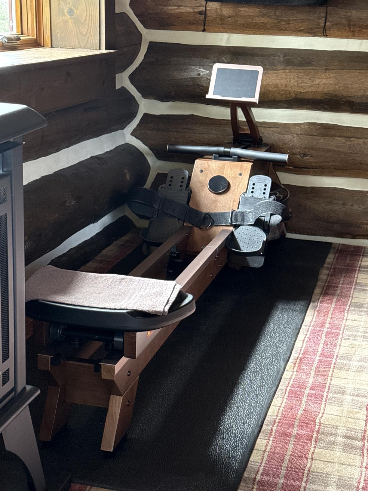 Water Rowing Machine for Home Use, WENOKER Wooden Foldable Rower Machine with Dedicated Monitor & Bluetooth APP, Large Water Tank & Comfortable Seat for Immersive Water Rower, 350LBS Weight Capacity customer photo 1