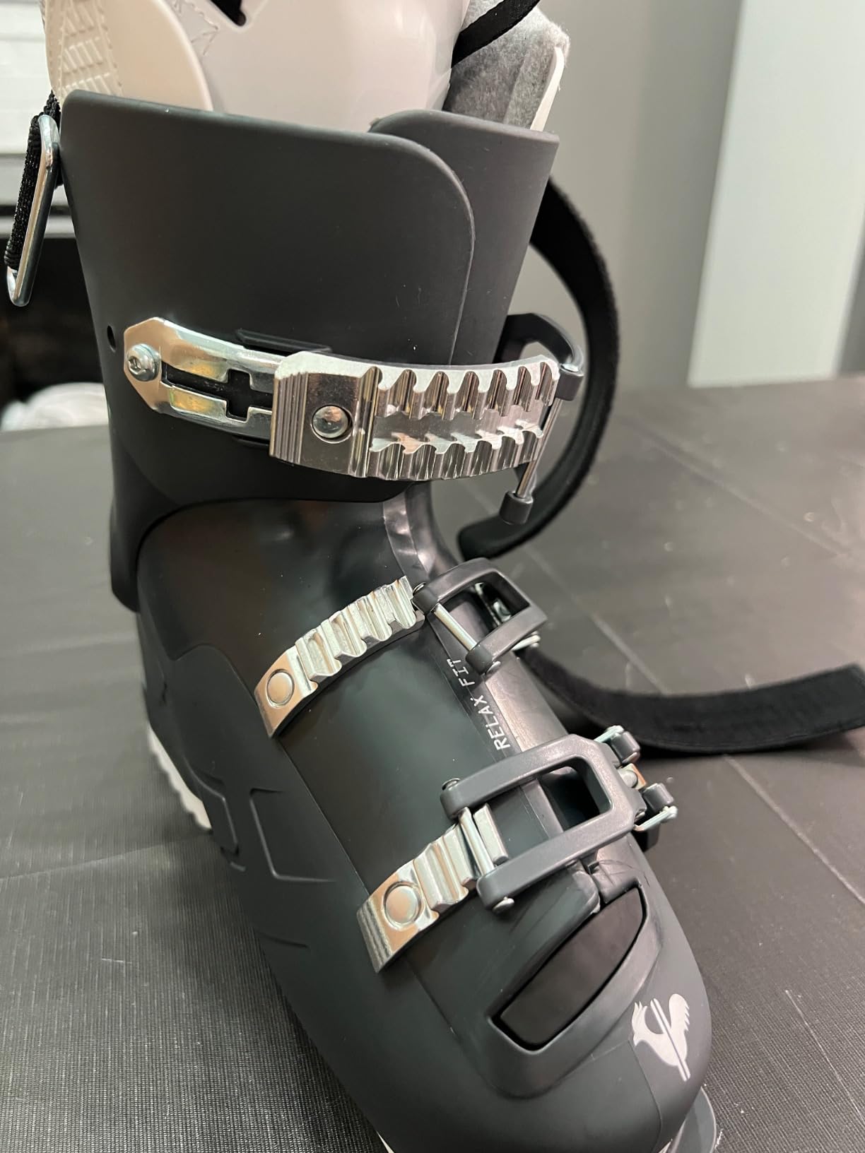 Rossignol Kelia 50 - Ski Boots for Women - Relaxed Fit Snow Ski Boots customer photo 1