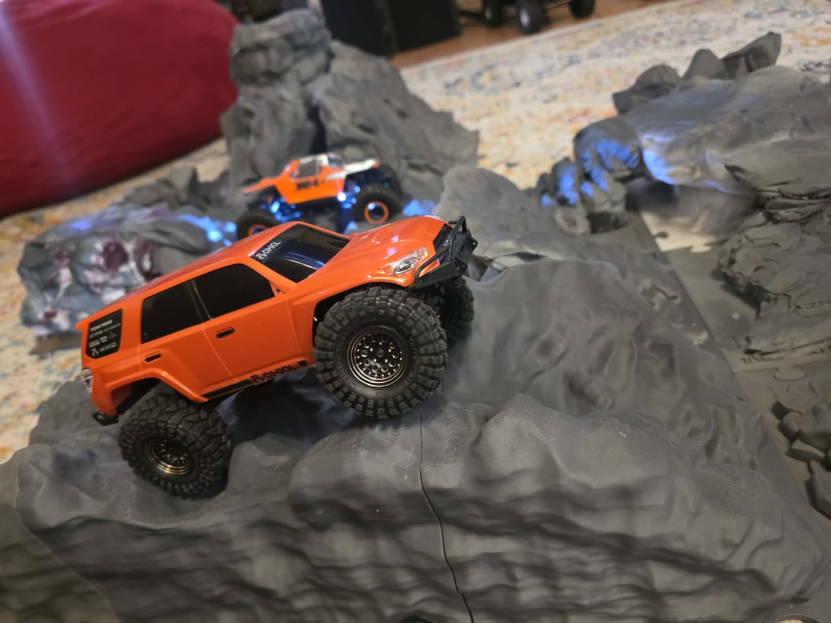 Axial SCX24 Toyota 4Runner 1/24 RC Truck, 4X4 RTR, Gray | , Brushed Rock Crawler, AXI-2035T2, Battery and Charger Included customer photo 2