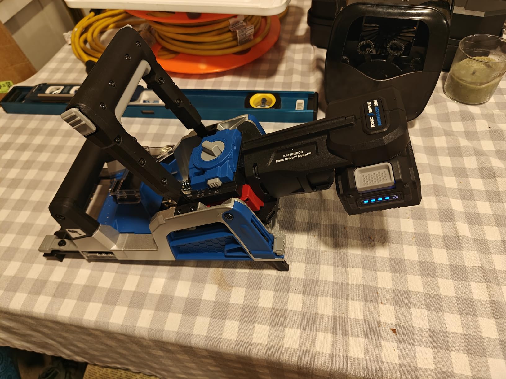 Kreg Rebel 20V Ionic Drive Pocket-Hole Joiner Kit - With 20V Blue Ion Charger & 2Ah Battery Pack - Cordless Precision Joinery Tool for Woodworking & Carpentry customer photo 1