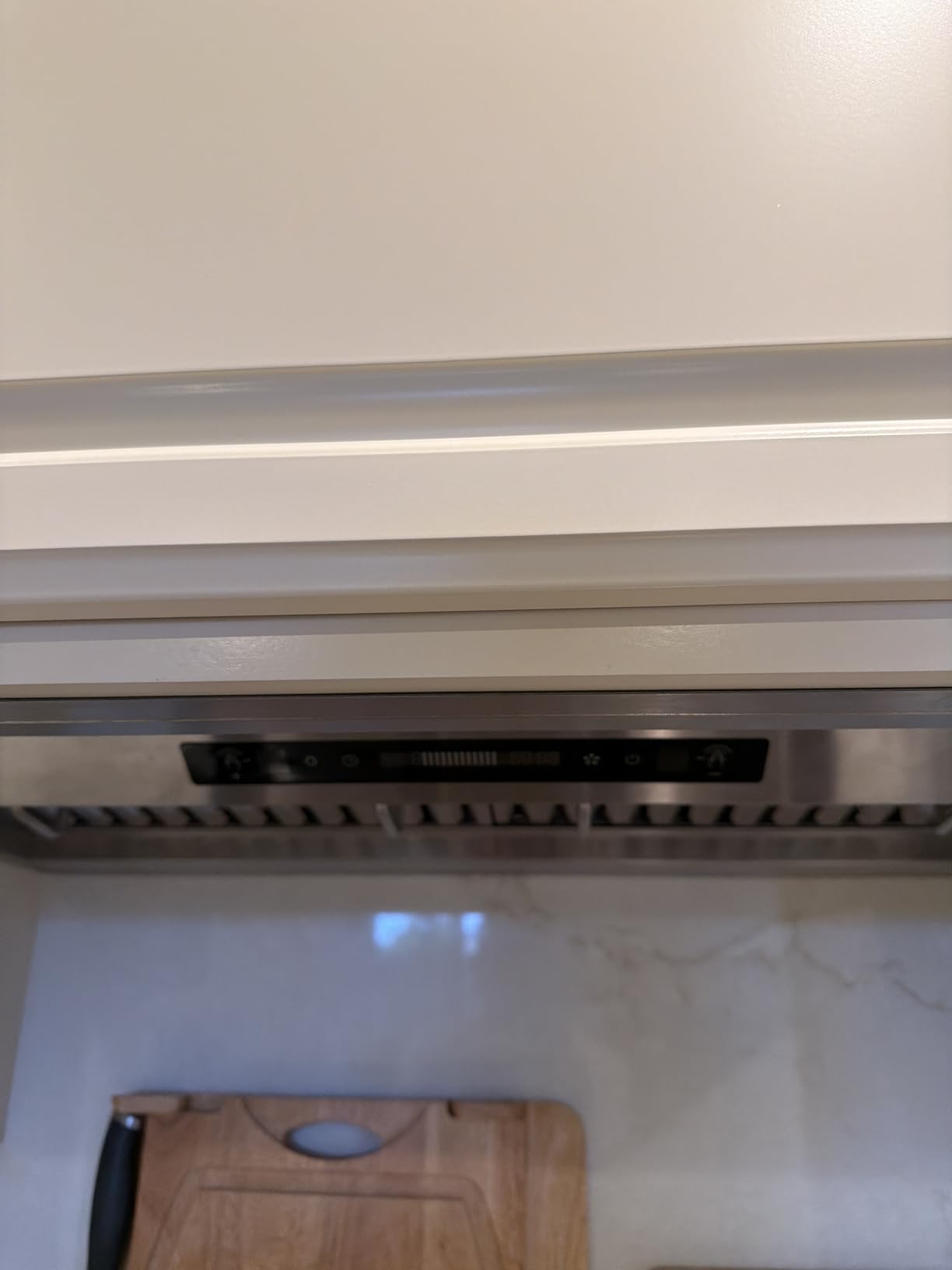 36 Inch Range Hood Insert, 900 CFM, 4-Speed Gesture Touch Remote | Stainless Steel Built-In Kitchen Vent Hood, Convertible Ducted or Ductless, Model B02-36G customer photo 1