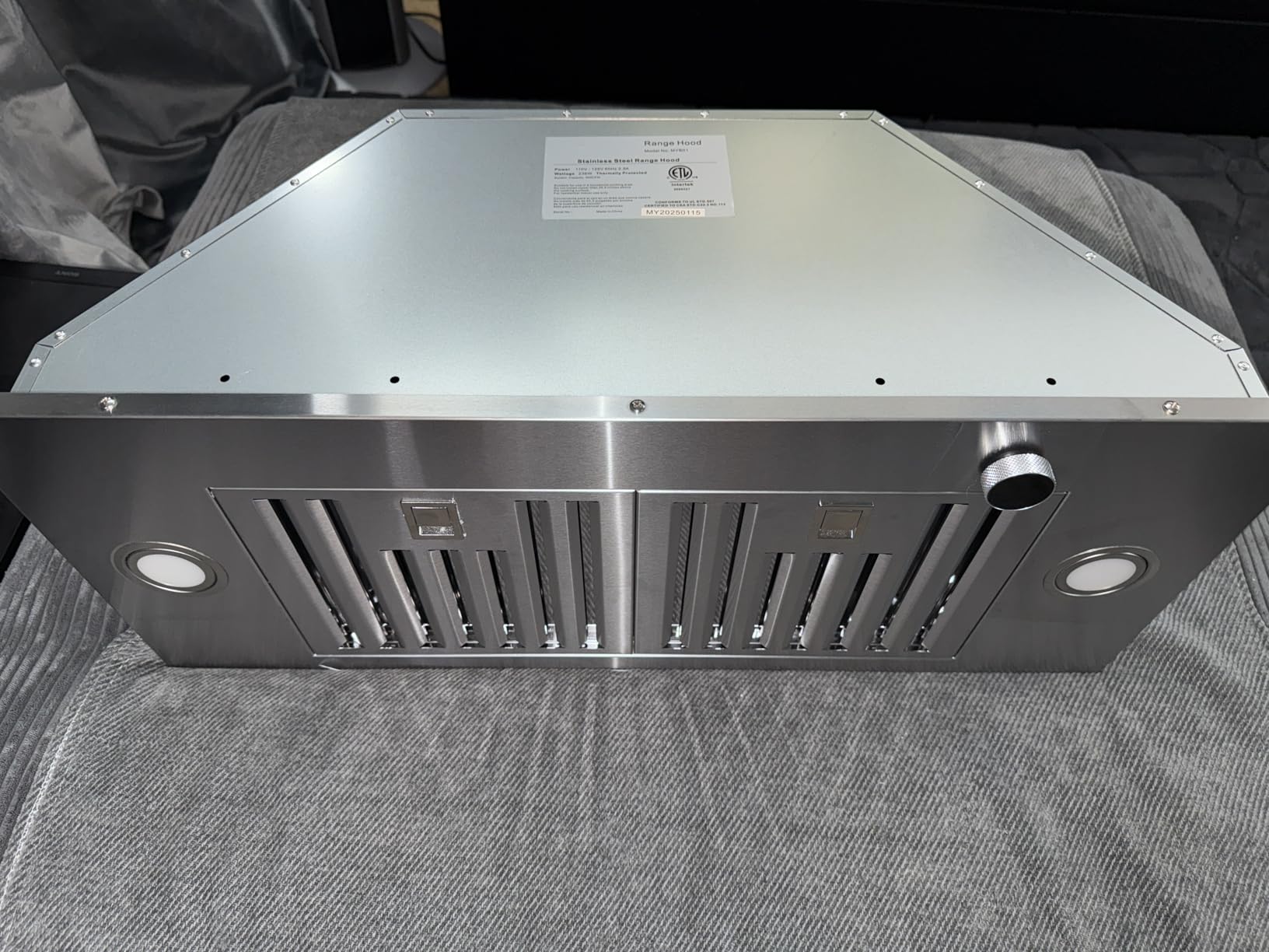 36 Inch Range Hood Insert, 900 CFM, 4-Speed Gesture Touch Remote | Stainless Steel Built-In Kitchen Vent Hood, Convertible Ducted or Ductless, Model B02-36G customer photo 2
