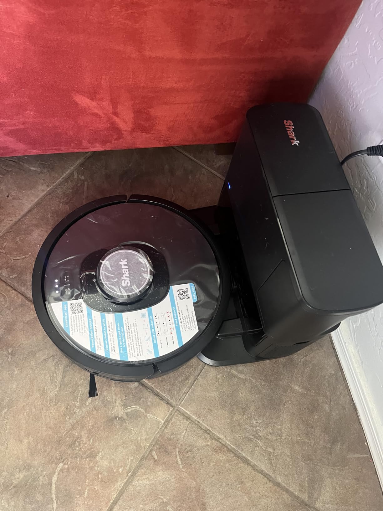 Shark Matrix Plus 2-in-1 Robot Vacuum & Mop, Black/Brass, AV2613WA | Sonic Mopping, Matrix Clean, CleanEdge, HEPA 60-Day Self-Empty Base, 360° LiDAR Mapping, Self-Cleaning Brushroll, Wi-Fi customer photo 1