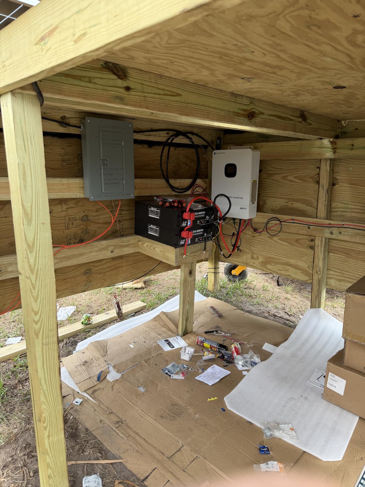 ECO-WORTHY 10KW Output 9.36KWH Off Grid Solar System Complete Kit for Home:12pcs 195W Solar Panels(2340W)+10KW 120V/240V Inverter (UL 1741)+ 2pcs 48V 100AH Lithium Batteries(UL 1973&UL 9540A) customer photo 2