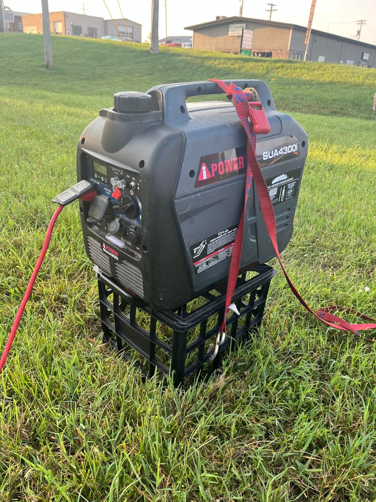 A-iPower 5800W Dual Fuel Quiet Inverter Generator, Electric Start, RV Ready customer photo 2