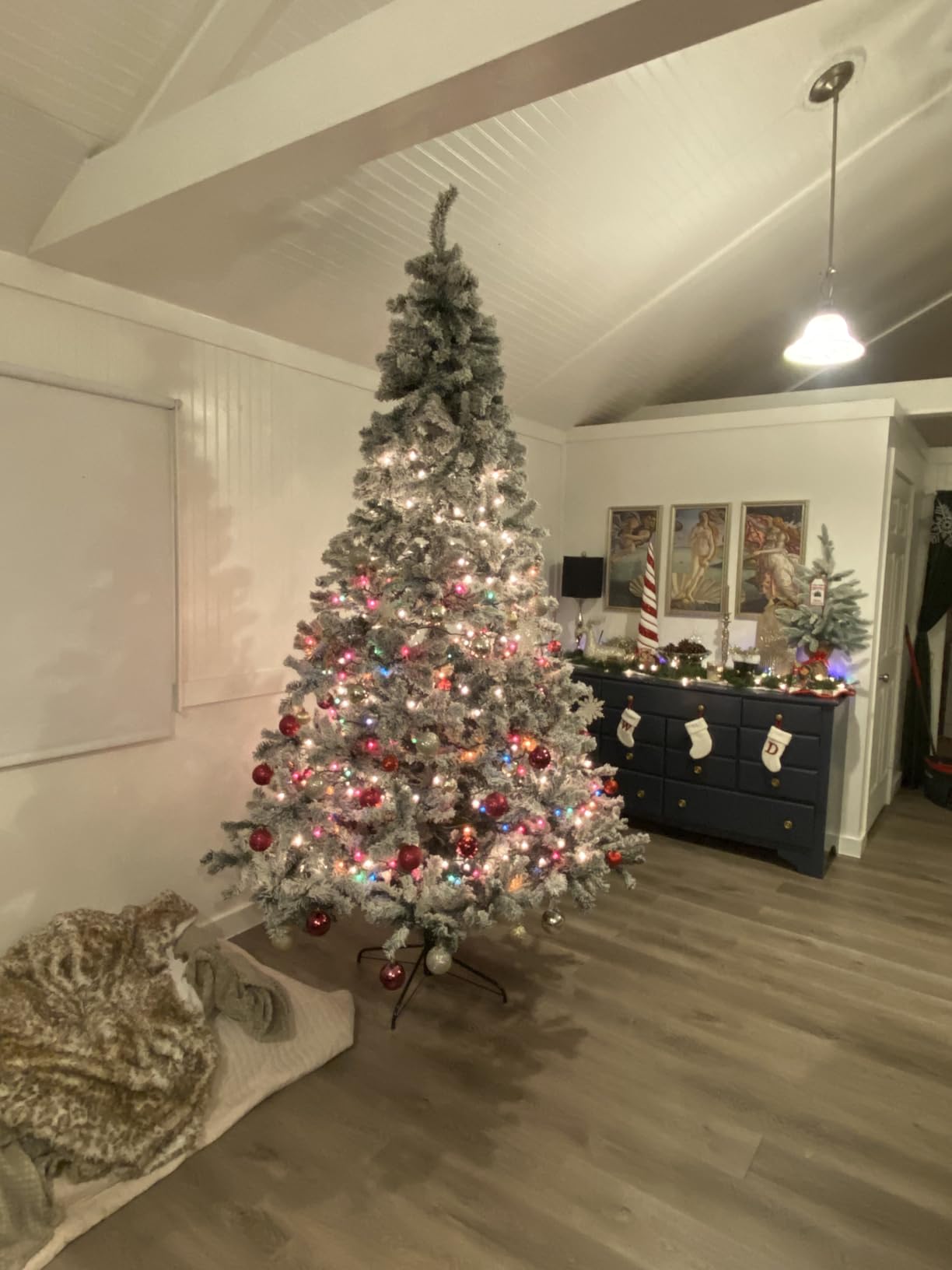 COSTWAY 9 FT Pre-lit Christmas Tree, Artificial Xmas Tree with 1000 Warm White & Multicolored Lights, 11 Modes, 2944 Branch Tips, Metal Support, Holiday Decoration Fake Tree for Home, Office, Party customer photo 2