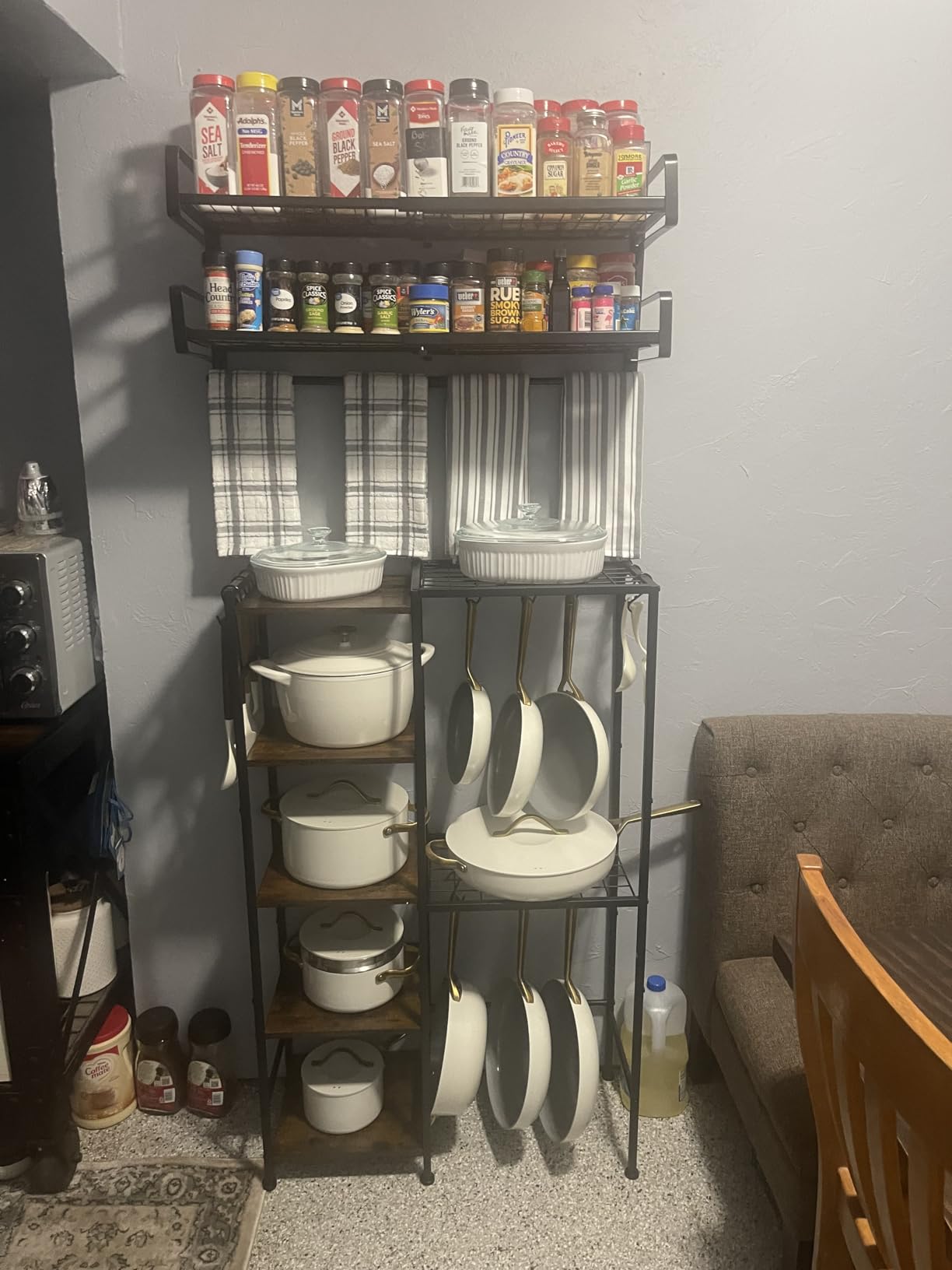 5-Tier Pot and Pan Organizer Rack with Hooks, Heavy-Duty Kitchen Storage Shelf for Cookware, Dishes, and Utensils, Freestanding Metal Pot Rack Organizer for Kitchen, Pantry, or Dining Room customer photo 1