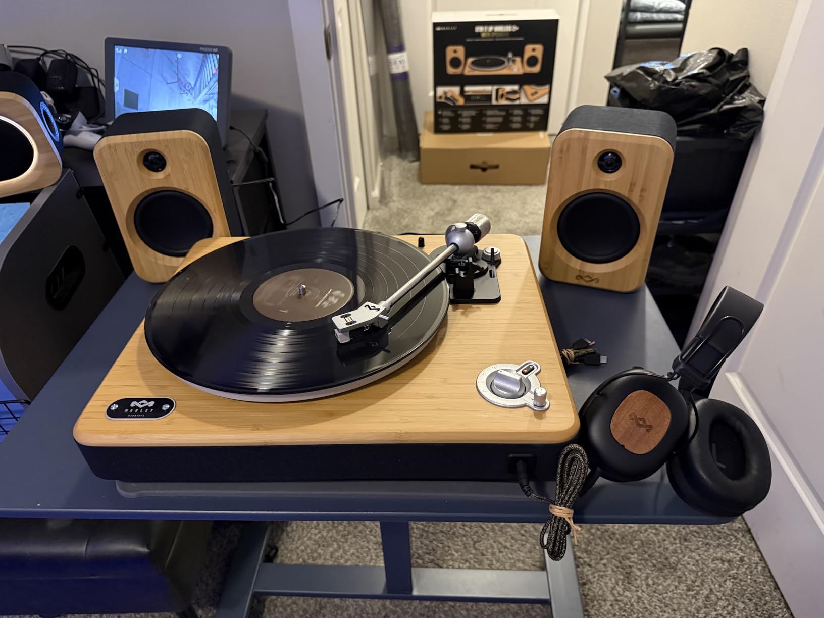 House of Marley Stir It Up Wireless 2 Turntable with Speakers - Sustainably Made Bluetooth Record Player & 10W Bookshelf Speakers, Easy Set Up Vinyl Player with an Audio Technica Cartridge, Bamboo customer photo 1