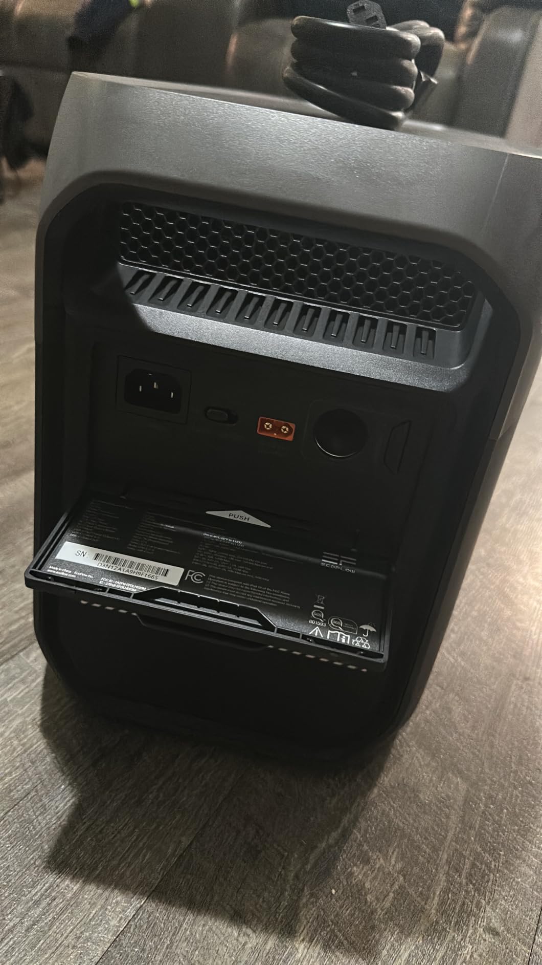 EF ECOFLOW DELTA 3 Max Portable Power Station, 2048Wh LFP Battery, 2400W | 3400W X-Boost Output, Ultra-Fast 0-80% Charging in 1.13 Hr, Home Backup & RV Camping, Solar Generator (Solar Panel Optional) customer photo 1