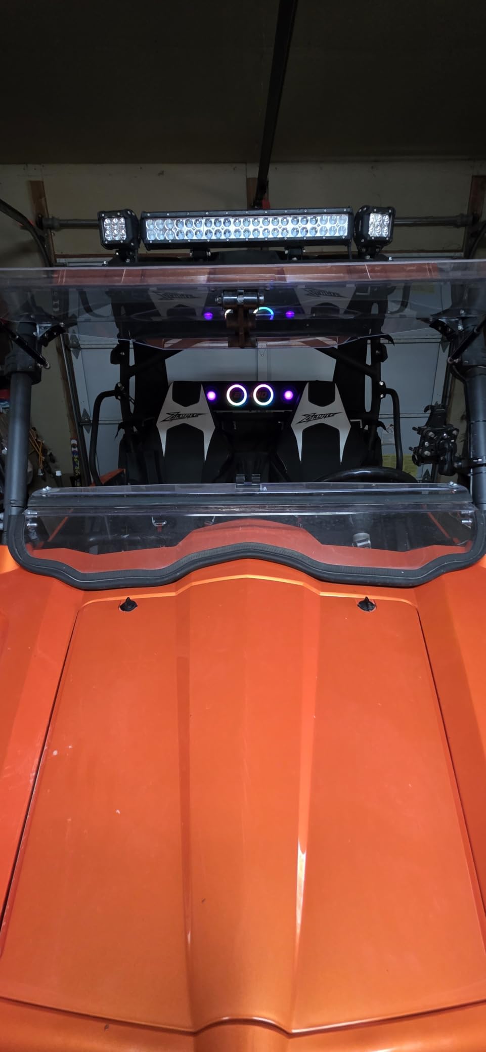 Ehaho 17'' UTV Sound Bar, Golf Cart Speaker Bluetooth with RGB Party Lights | 4-Speaker SXS SoundBar, IP66 Waterproof ATV Speaker System with EQ, Party Mode, RF Remote, AUX for Polaris RZR CFmoto Can-Am customer photo 1