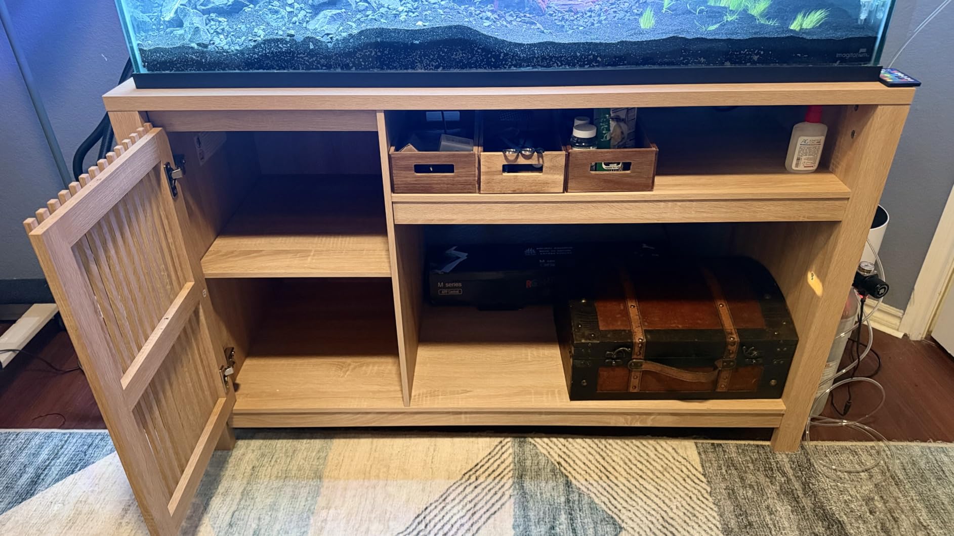 INNOD 55-75 Gallon Fish Tank Stand with Power Outlet, Aquarium Stand with Cabinet, Heavy Duty Reptile Tank Stand Table for Fish Accessories Storage customer photo 2