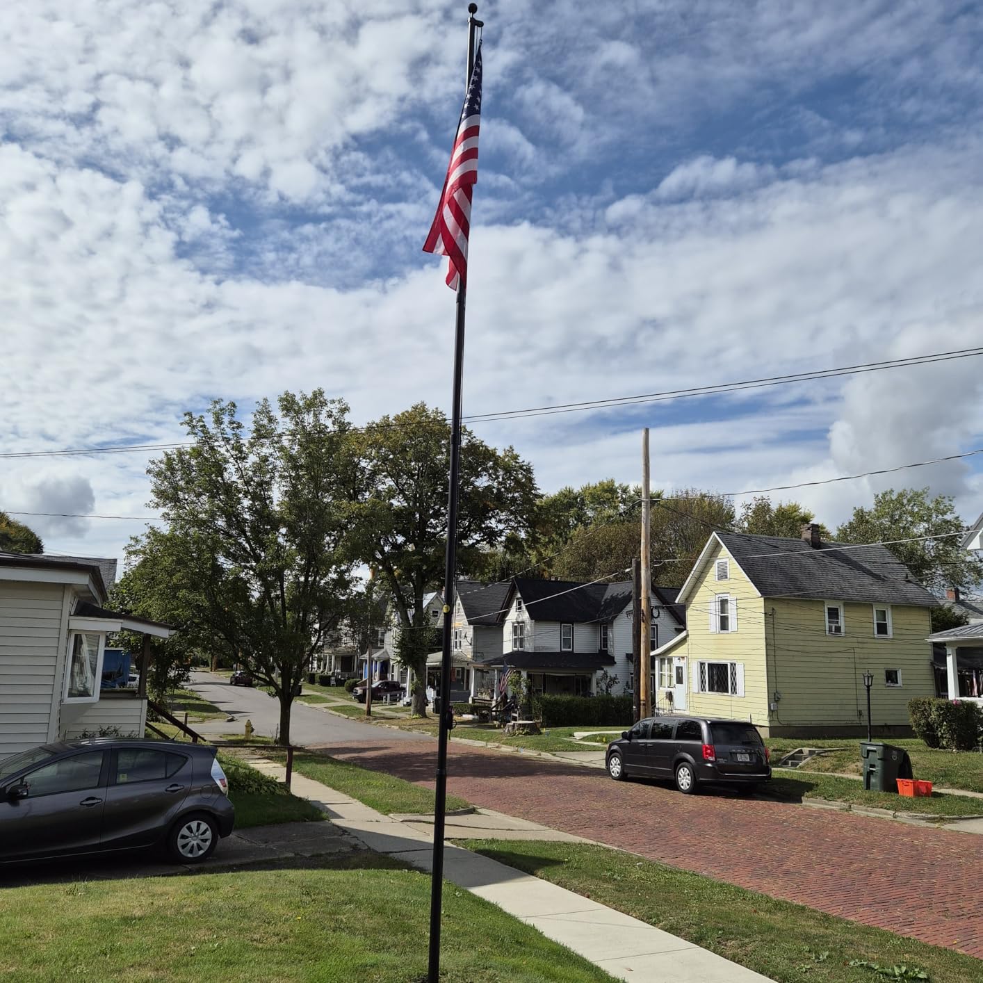 25FT Heavy Duty Aluminum Flag Pole Kit, In Ground Flagpole with Black Finish | Flag Poles for Outside House In Ground, Outdoor Flag Pole Kit with 3x5 US Flag, 80MPH Wind Resistant, Sectional Design customer photo 2