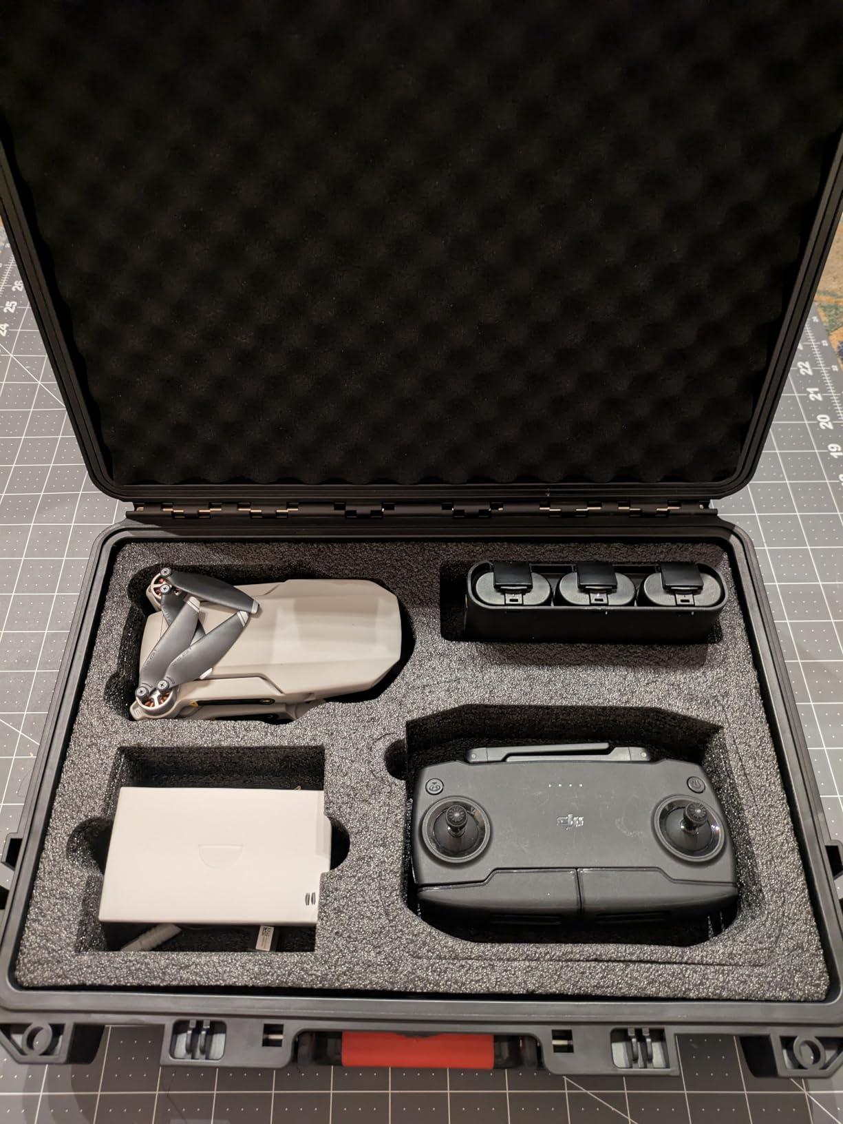 Hard Case for DJI Mini 4 Pro: Waterproof Hard Shell with Foam for DJI Drone Mini 3 Pro/Min3/RC2/RC/RC-N2/N1| Travel Carrying Storage Box for fly more combo Batteries and Accesories Kit ( Case Only) customer photo 2