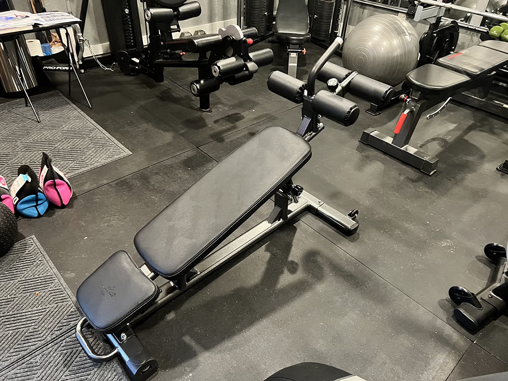 Finer Form Sit Up Bench with Reverse Crunch Handle for Ab Bench Exercises - Abdominal Exercise Equipment with 3 Adjustable Height Settings customer photo 1