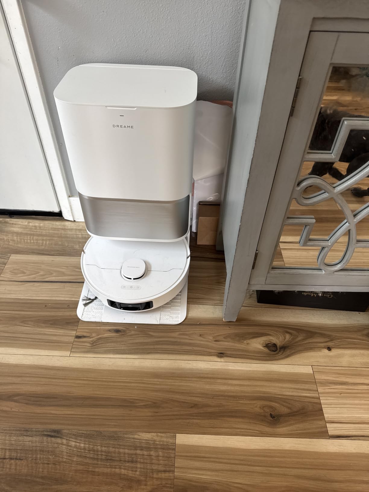 dreame L40 Ultra Gen 2 Robot Vacuum and Mop with 25,000Pa Suction, Extendable Side Brush & Mop, All-in-One Self-Emptying & Cleaning Dock, 10.5mm Mop Lifting, Obstacle Avoidance, App Control customer photo 2