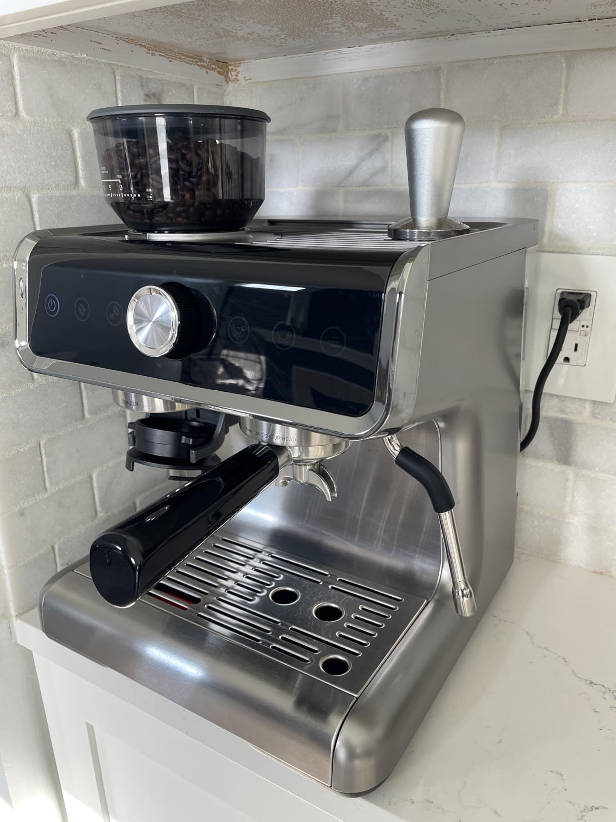 EUHOMY Espresso Machine with Grinder, 20 Bar Professional Espresso Coffee Maker for Home,with Milk Frother for Latte, Cappuccino & Barista-Style | 58mm Portafilter, PID Temperature Control, Steam Wand, Removable Water Tank customer photo 1