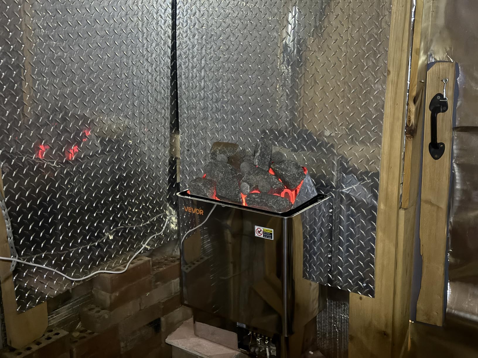 VEVOR Sauna Heater, 9KW 240V Electric Sauna Stove, Dry Steam Bath Saunas Stove with Pre-Drilled Bracket, Fit 317.8 to 459 CU.FT Saunas Rooms customer photo 1