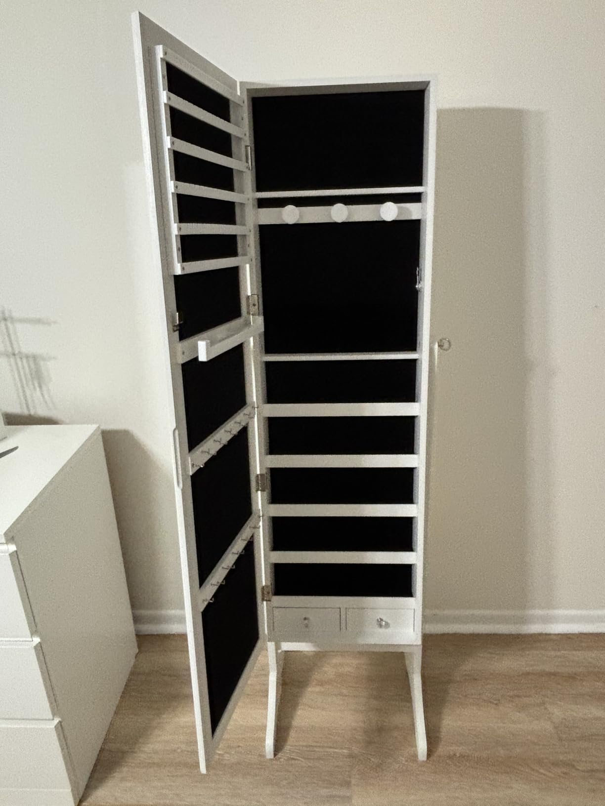 Sweetcrispy Jewelry Armoire Cabinet, Jewelry Organizer, Freestanding | Lockable, Standing Makeup Mirror with Storage, Full Length Cabinet, 3 Adjustable Angles 13°/23°/30°, White customer photo 1