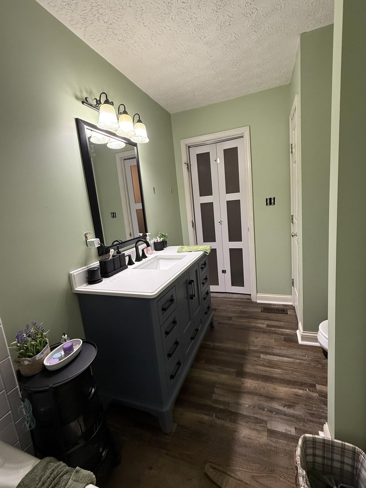 48 Inch Bathroom Vanity with Sink, No Assembly Required Single Sink Bathroom Vanity with Soft Close Doors & Dovetail Drawers, Solid Wood Bathroom Vanities, Engineered Stone Top, Walnut customer photo 1