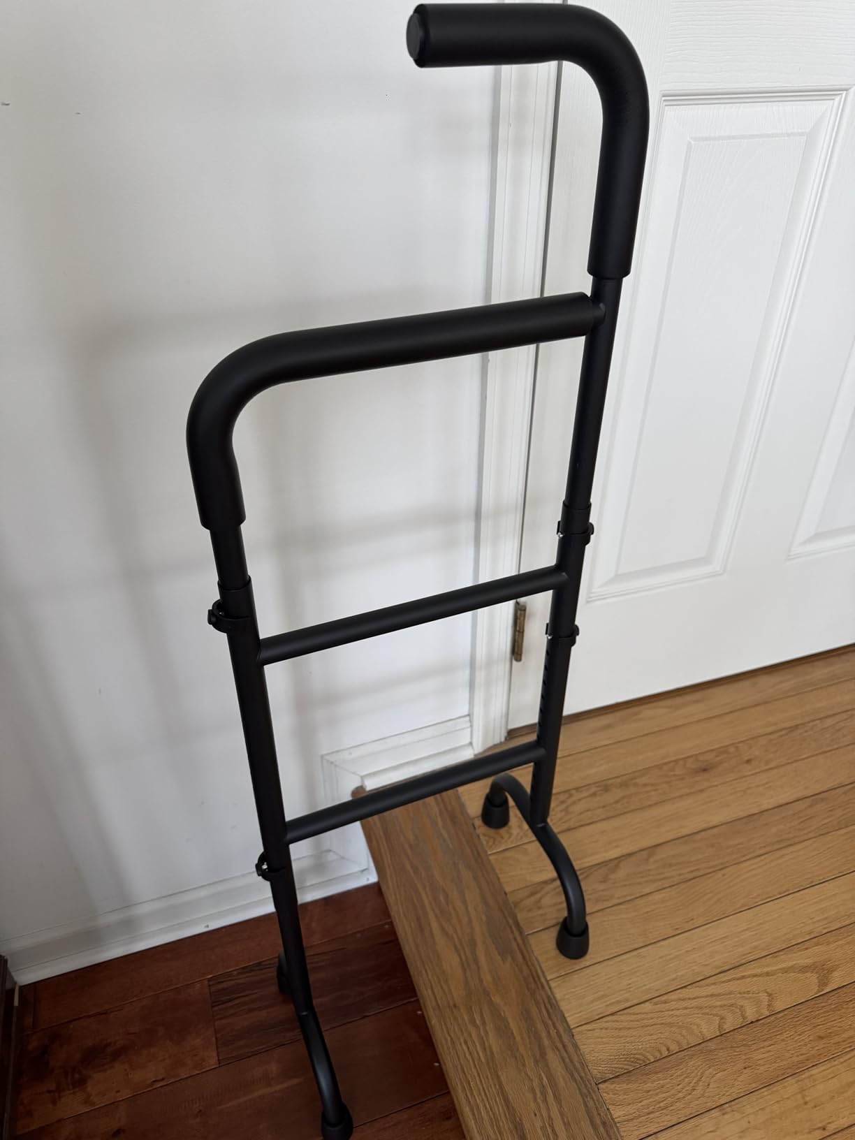 20-Level Adjustable Stair Climbing Assist Cane | For Seniors & Post-Surgery Recovery, Sturdy & Lightweight, Provides Additional Support customer photo 2