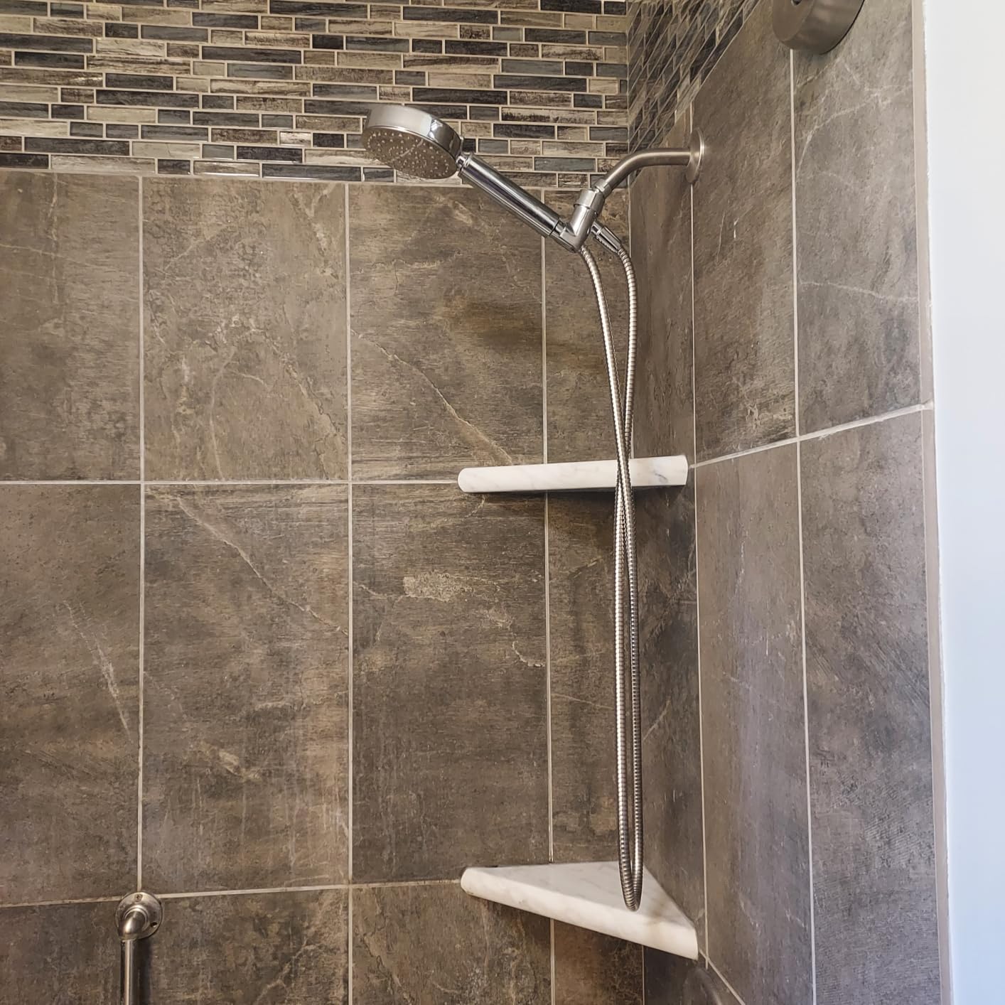 FEELSO Filtered Shower Head with Handheld, High Pressure Shower Filter Head | ALL METAL, 6 Spray, Anti-clog Nozzles, Extra-long 72 Hose & Holder, Remove Chlorine for Hard Water, Reduce Dry Itchy Skin customer photo 2
