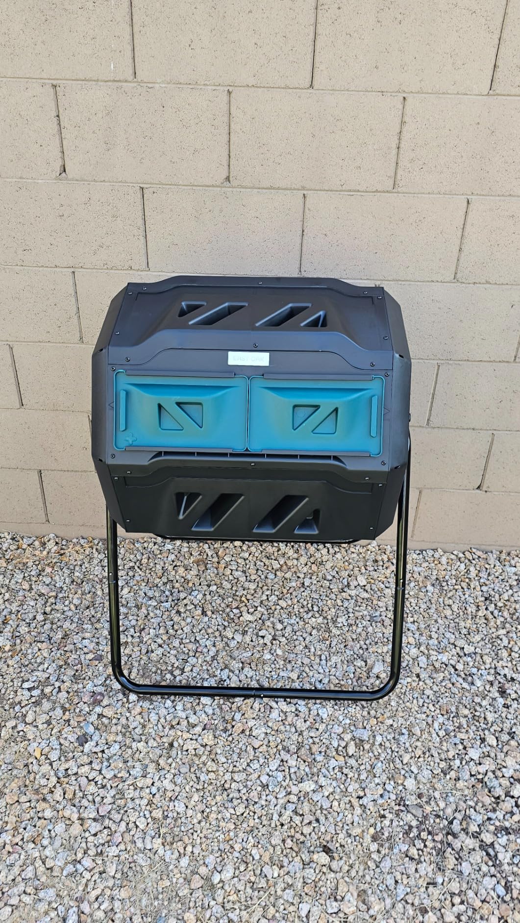 East Oak Dual Chamber Outdoor Compost Tumbler, 2x18.5 Gallon Compost Bin, Rotating Composter with Aeration & Locking System for Garden, Kitchen & Yard customer photo 2