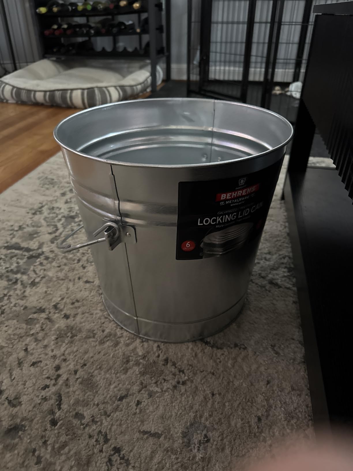 6-Gallon Galvanized Steel Storage Can with Lid, Heavy-Duty Metal Trash Can for Outdoor, Indoor Use, Pet Food Container, Bird Seed Storage, Ash Bucket, Rodent Proof, Ideal for Garage, Garden, Patio customer photo 1