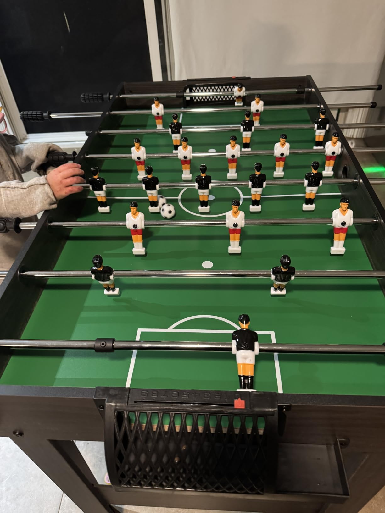 SereneLife 48in Foosball Table, Competition Size Soccer Game Table for Kids and Adults, Home Game Room Arcade Set, Leveling Legs, Engineered Wood, Chrome Steel Rods, 2 Balls, 2 Cup Holders customer photo 2