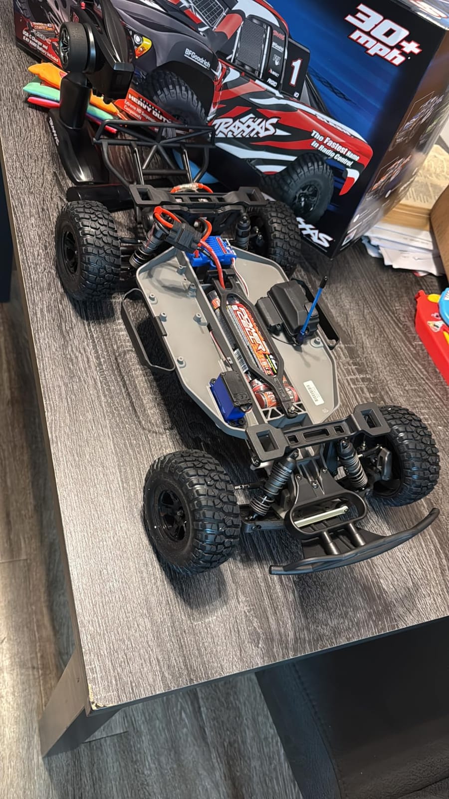 Traxxas Slash 2WD XL-5 with Battery Blue customer photo 2