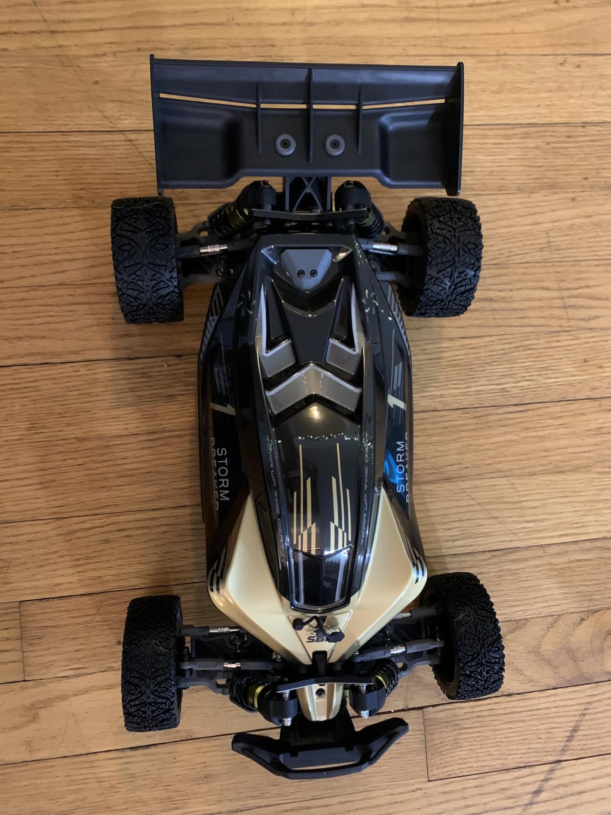 RLAARLO 1:10 Brushless RC Cars, 4x4 Buggy, 50+ MPH, Carbon Fiber, Ages 14+ | 3650-2650KV Brushless Motor, 4WD, 3S LiPo, Alloy Chassis, Sealed Diffs, 20kg Servo customer photo 2