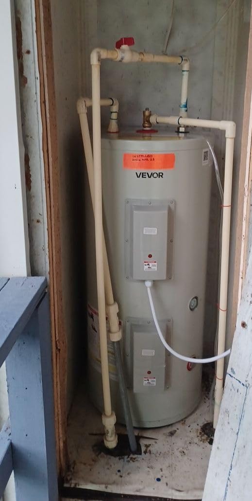 VEVOR Electric Tank Water Heater, 6 Gallon, 1600W Point-of-Use Hot Water Heater with LED Display, Knob Control, Top Outlet, 120V Storage Design with T&P Valve for Studio Apartments, RVs, Gray customer photo 1
