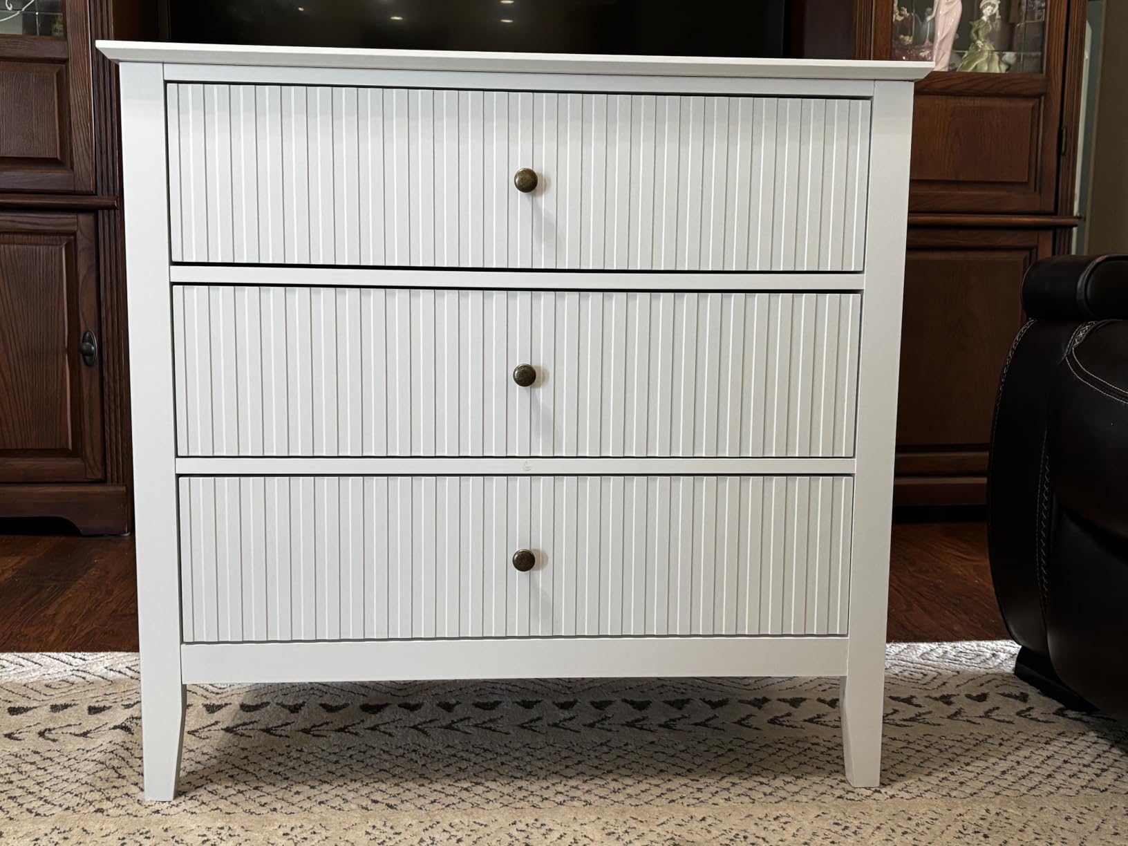 RoyalCraft 6 Drawer Dresser with Lighted Mirror, White Fluted Modern Wood Chest of Drawers, Long Dresser for Bedroom Storage customer photo 2