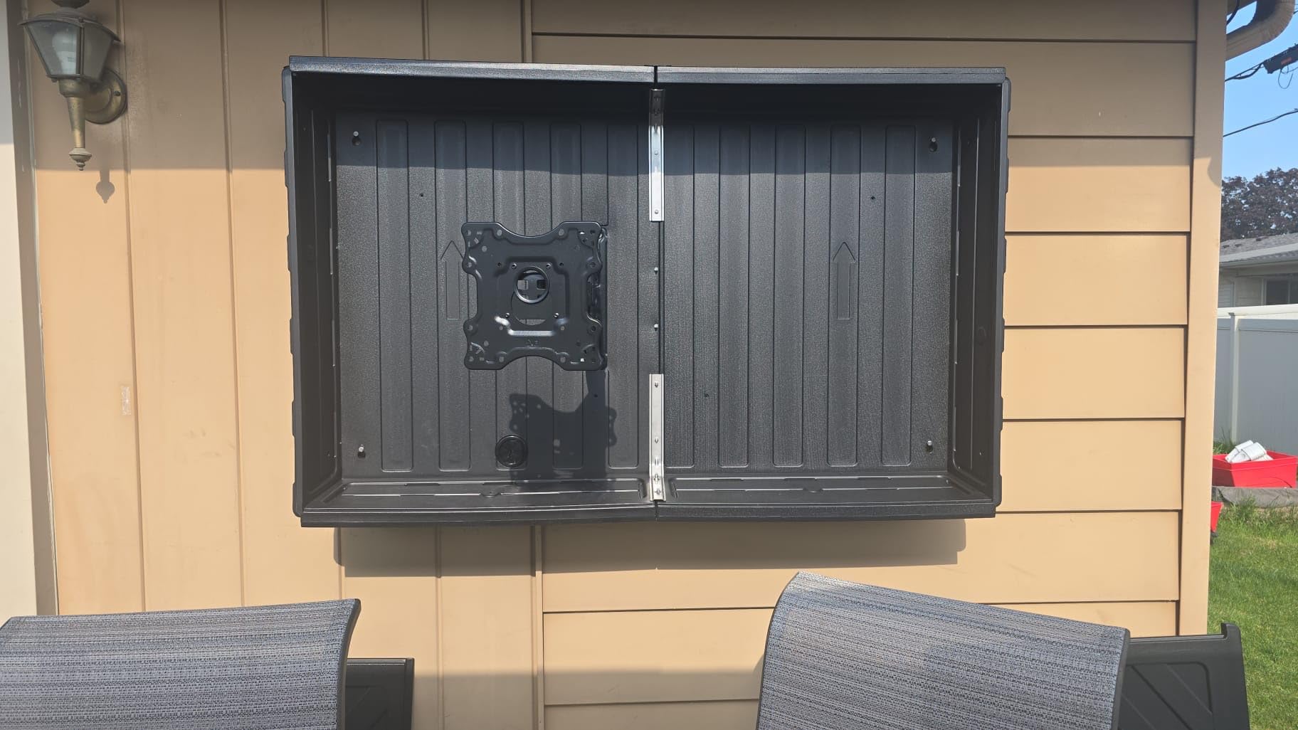 Outdoor TV Cover 55 inch Weatherproof, Hard Outdoor TV Enclosure with Frosted Plastic, Adjustable TV Wall Mount Bracket Included(36-55inch) customer photo 1