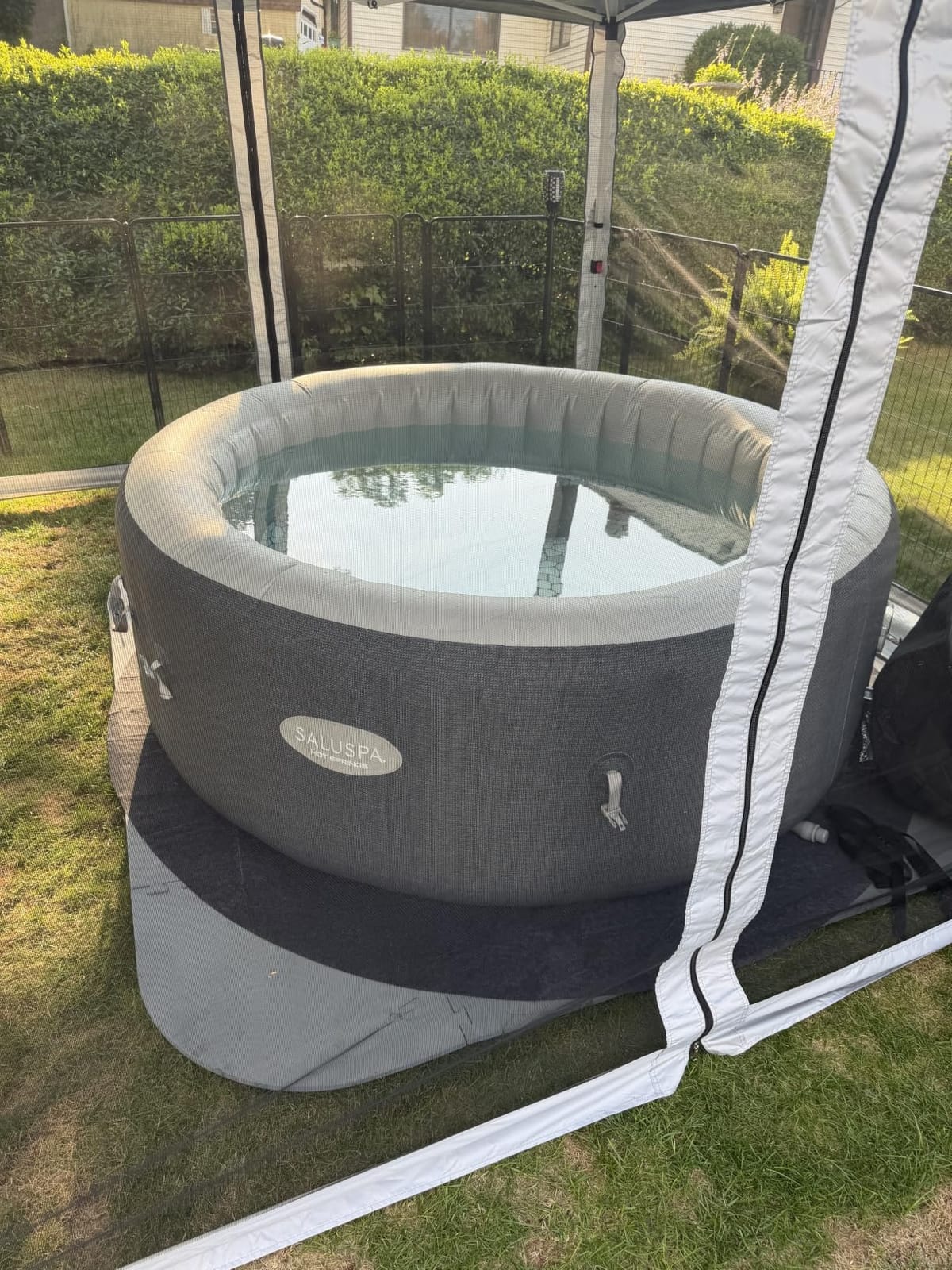 SaluSpa Hot Springs 2-4 Person Round Inflatable Hot Tub, Energy-Efficient | 40% More Energy-Efficient Than Similar Hot Tubs, 120 Soothing Jets, Ultra-Durable Design, Freeze-Resistant, 5-Minute Setup customer photo 1
