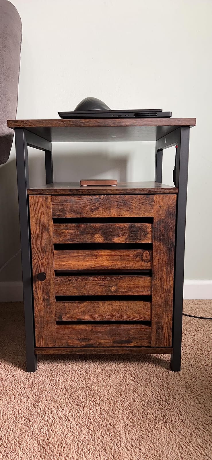 VASAGLE 5-Drawer Dresser, Chest of Drawers, 31.5 x 15.7 x 47.4 in | Large Capacity Storage Cabinet, Particleboard, MDF, Rustic White and Honey Brown, SIREN Collection ULTS653WJ01S customer photo 1