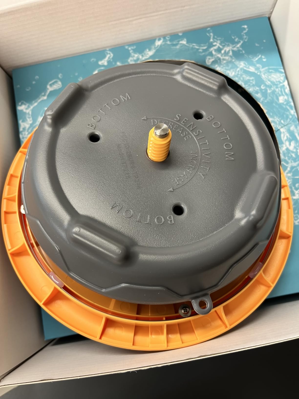 Pool Alarm for Inground & Above Ground Pools, Floating Pool Safety Alarm for Kids & Pets, No App, No WiFi Needed, 85dB+ Loud Alert at 10 ft, Adjustable Sensitivity, Covers 20x40ft (WH&GR) customer photo 1