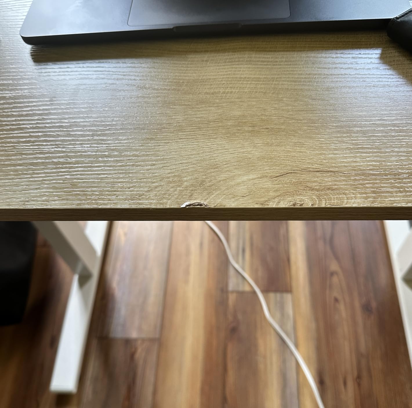 Cubiker Standing Desk, 32