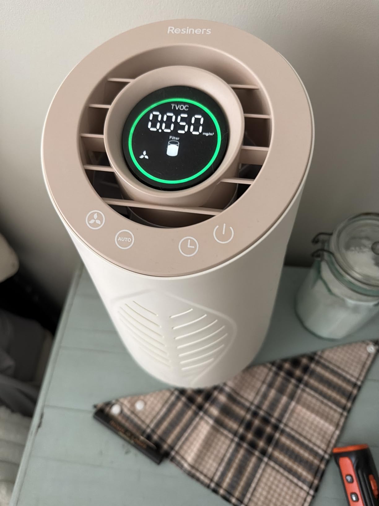 Resiners Resin Air Purifier with H13 True HEPA Filter for Epoxy Resin | AirPure Lite, Real-Time TVOC Display, Auto Mode, Portable, for Epoxy Casting, DIY Crafting, Crafting Essentials customer photo 1