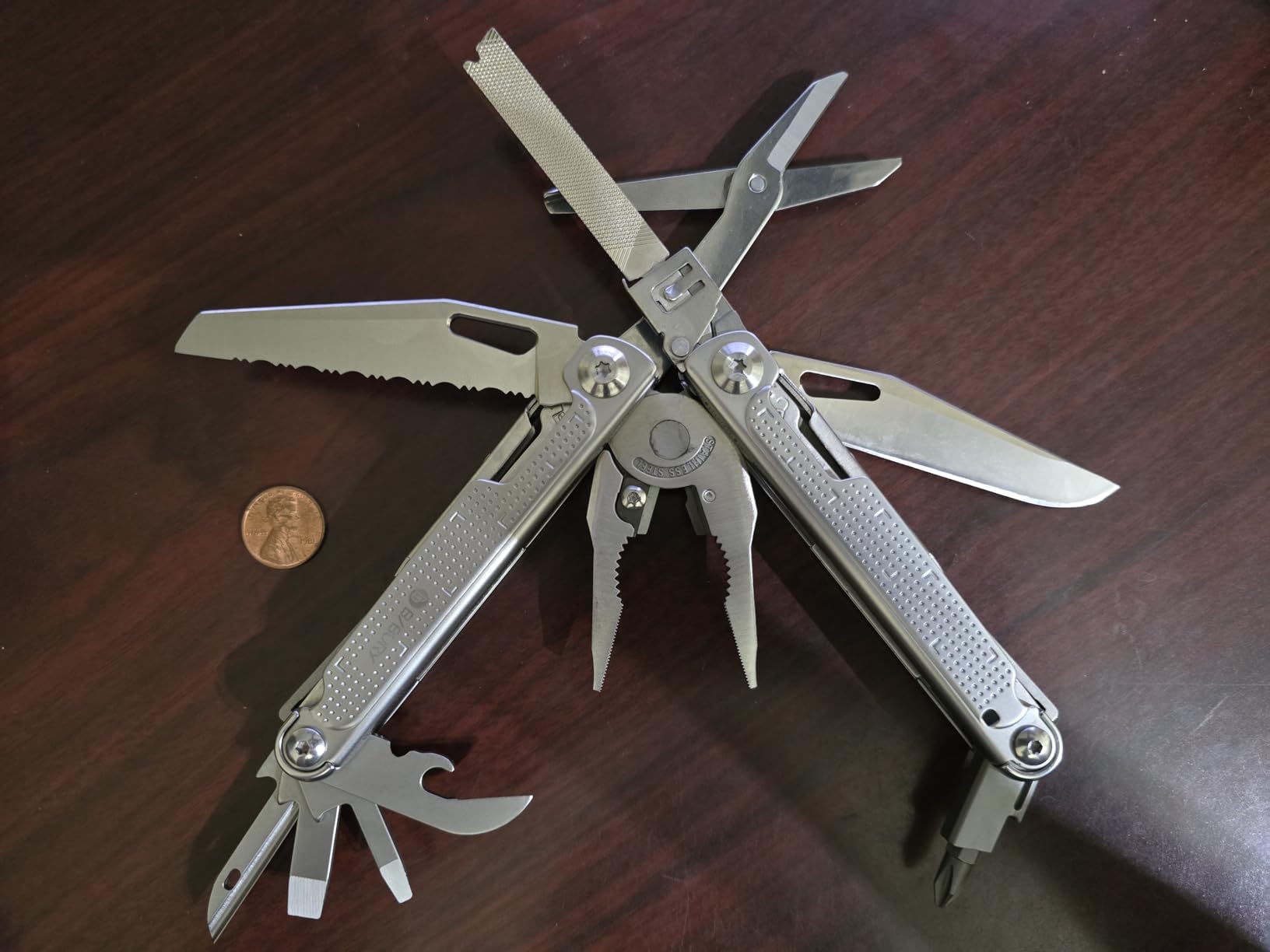 BIBURY Multitool Pliers with Blue Titanium Handle & 440A Knfie, BI2049BL | Pocket Knife, Full Size Scissors, YG12 Wire Cutters, T-Shank Saw & Sheath, EDC Multi Tool for Camping Hiking, Gifts for Men customer photo 1