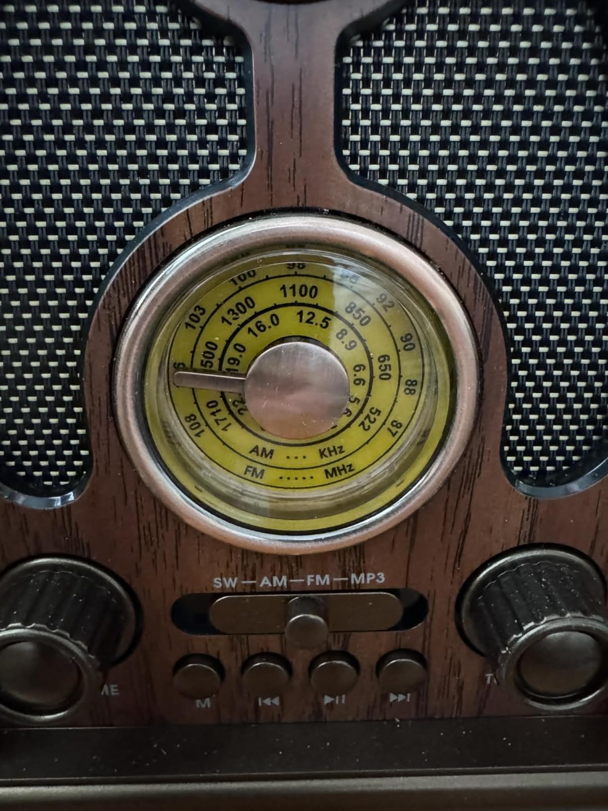 Portable Vintage AM/FM/SW Radio with Bluetooth Speaker, Retro Design | TWS Stereo, USB/TF Playback, High Sensitivity Antenna, Rechargeable Old Schoool Radio for Home,Office,Kitchen customer photo 1