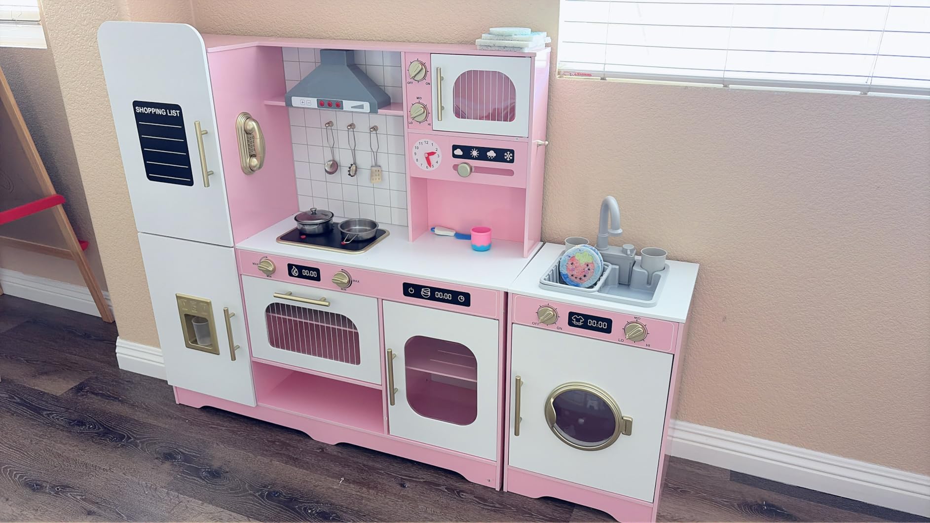Interactive Wooden Play Kitchen for Kids, Extra-Large Indoor Toy Kitchen Set with Storage, Running Water Sink, Light & Sound Range Hood, Ice Maker & Washing Machine, Nordic White customer photo 2