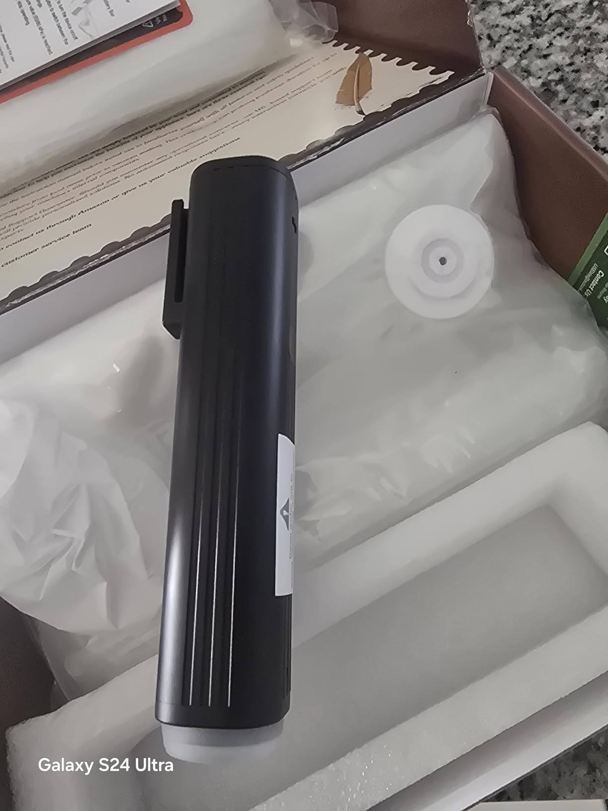 Elxis Vacuum Sealer, Portable handheld Vacuum Sealer + 30 Reusable Vacuum Bags, Portable Food Sealer, With LED pressure display, 2-Speed Pressure Control (60/80 Kpa) customer photo 1