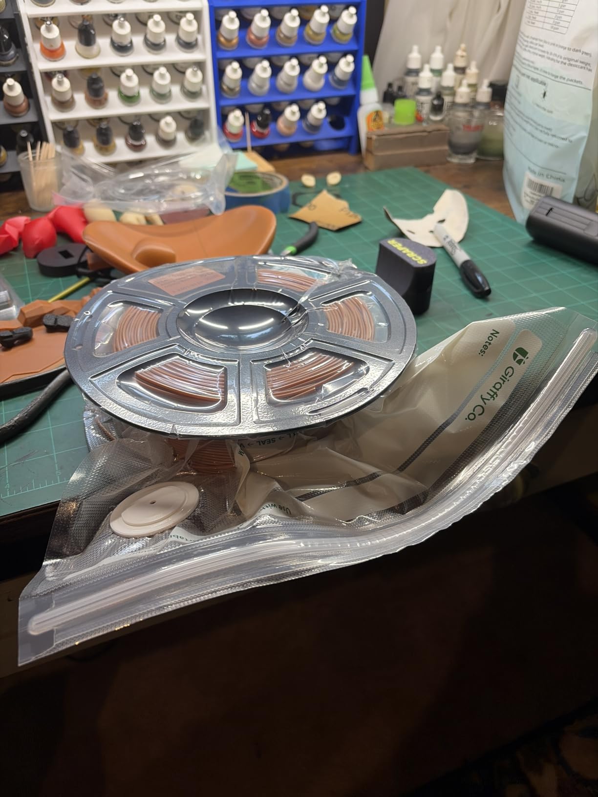 Elxis Vacuum Sealer, Portable handheld Vacuum Sealer + 30 Reusable Vacuum Bags, Portable Food Sealer, With LED pressure display, 2-Speed Pressure Control (60/80 Kpa) customer photo 2