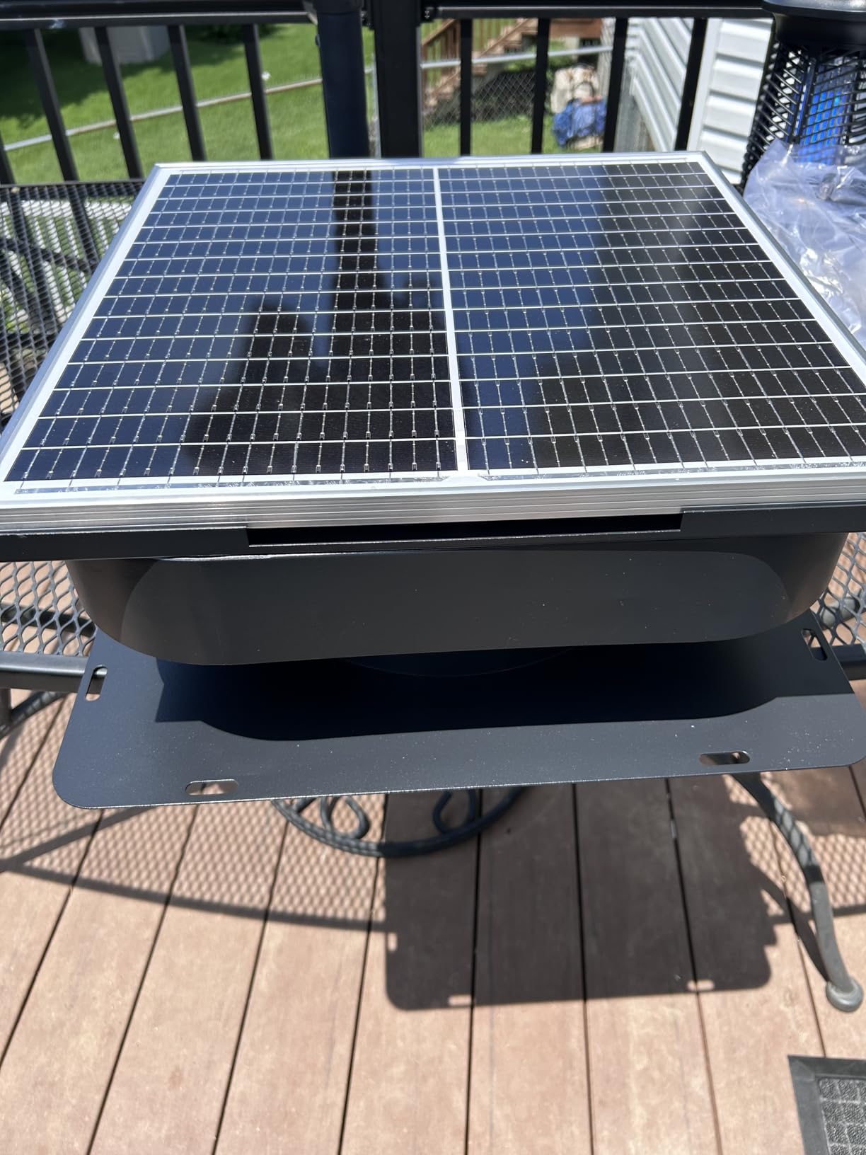 40W Solar Attic Fan, 12 Inch 2000 CFM Solar Powered Roof Exhaust Fan, Controller-Free Auto Ventilation, Heavy-Duty Copper Motor Weatherproof Vent for Home, Garage, Greenhouse, Shed customer photo 1