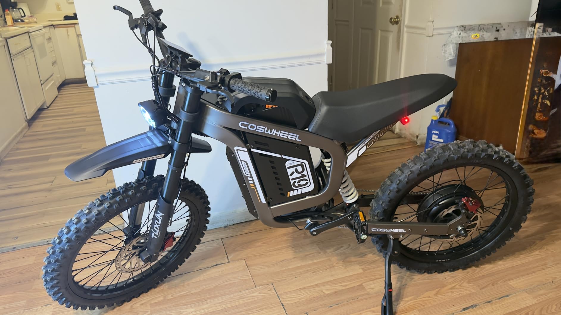 COSWHEEL R19 Electric Dirt Bike, 9000W Peak Motor Electric Motorcycle | 60MPH, 72V 40Ah Battery, 19