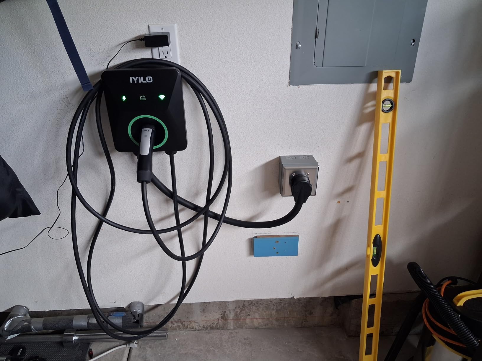 Level 2 EV Charger for Tesla, 40Amp/9.6KW, UL 2594/ETL/Energy Star | Wall Charger Supports Power Sharing & Dynamic Load Balancing, Temp Sensors, WiFi, Smart APP, Schedule Charging, NEMA 14-50P customer photo 1