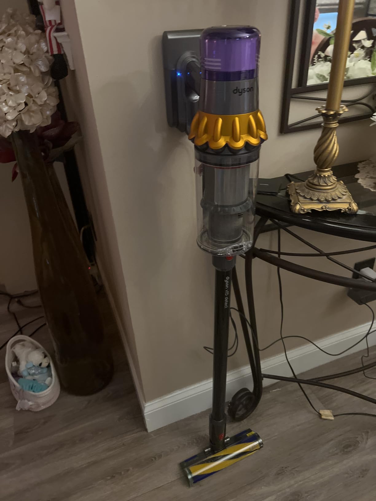 Dyson V15 Detect™ Origin Cordless Vacuum customer photo 1